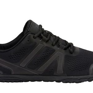 Xero Men’s size 10 tennis . Excellent used condition